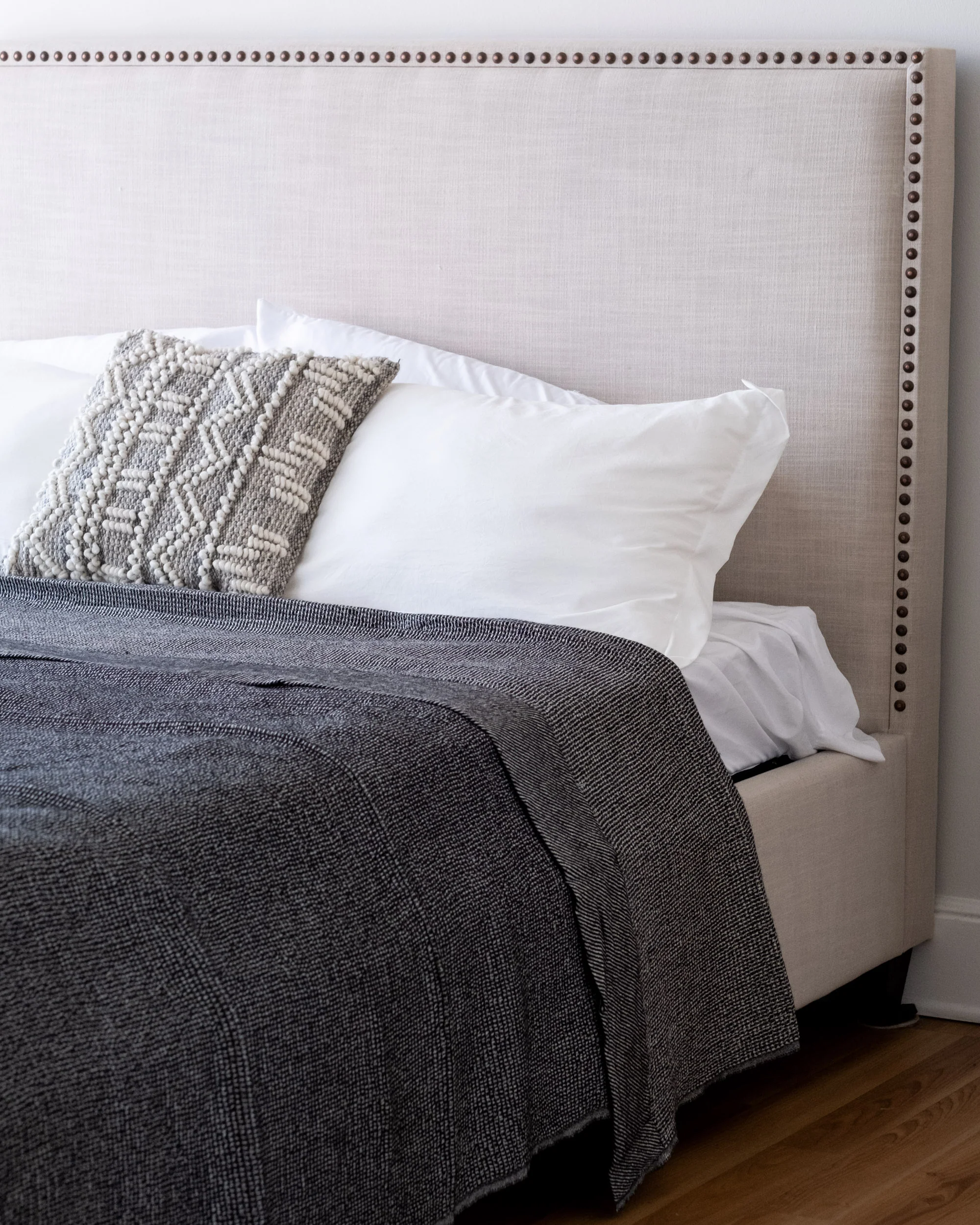 The Micro Waffle Wool Blanket in Charcoal - Image 3