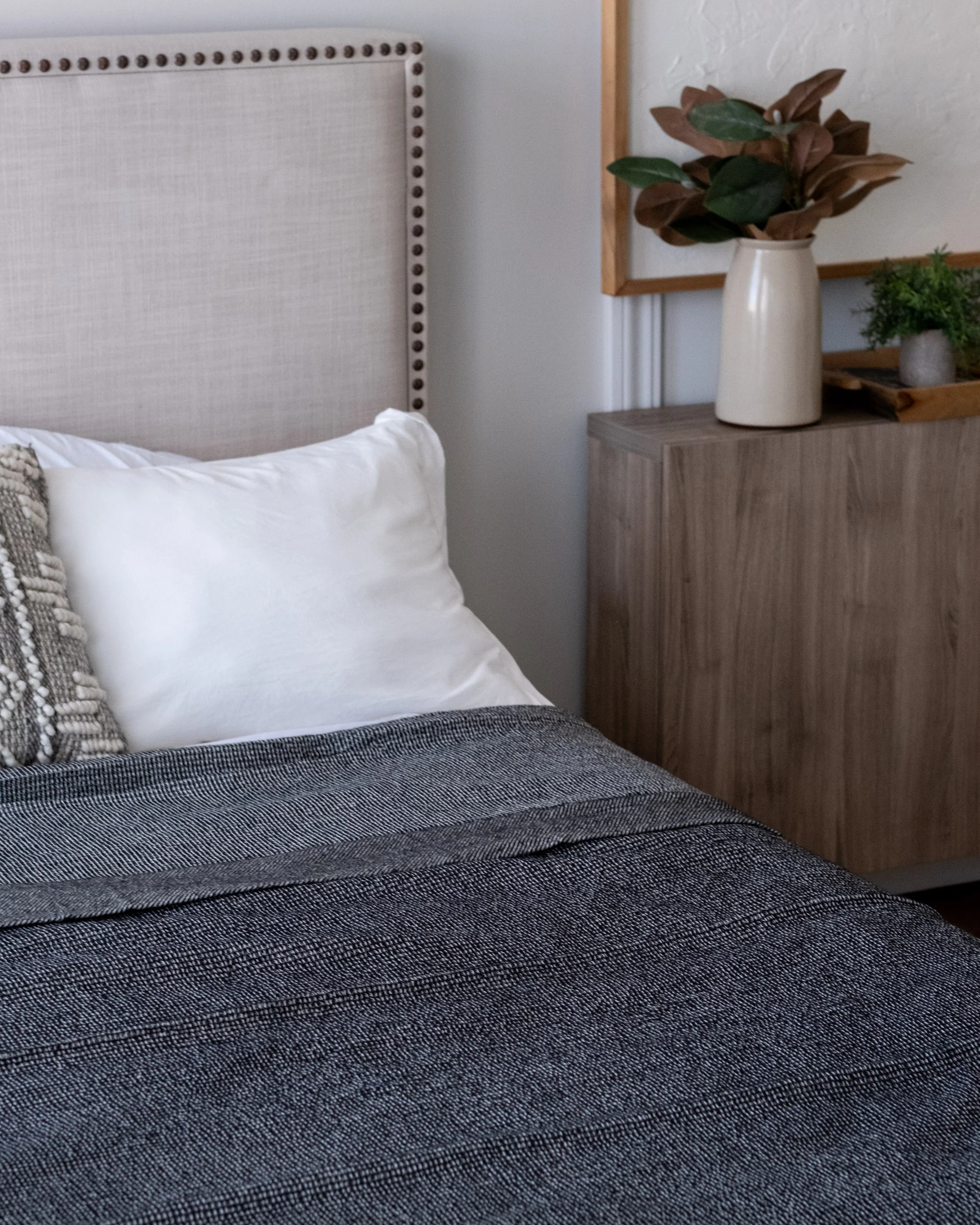The Micro Waffle Wool Blanket in Charcoal - Image 6