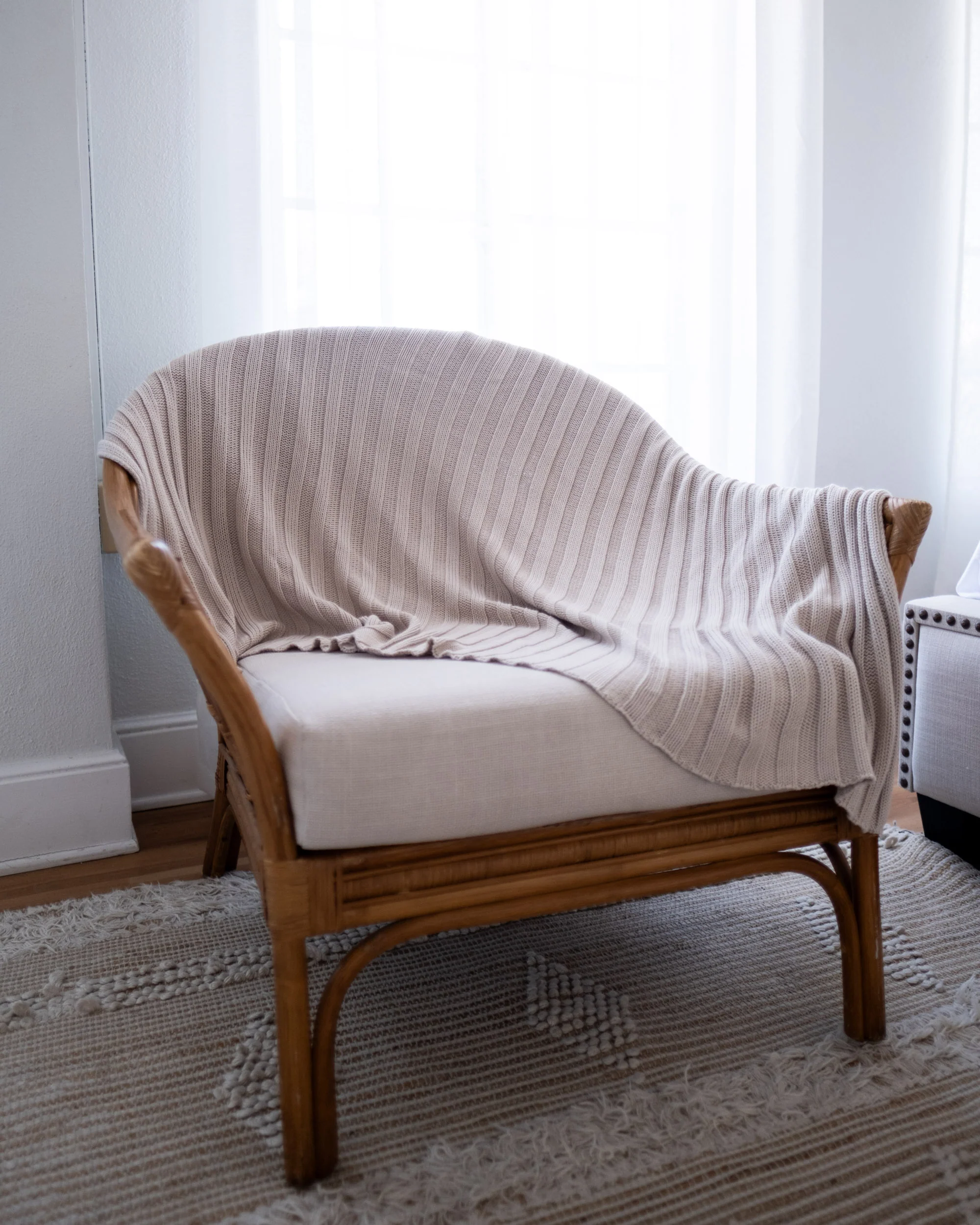 The Rib Knit Throw in Bone - Image 5